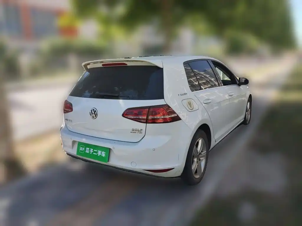 Volkswagen Golf — миниатюра 6
