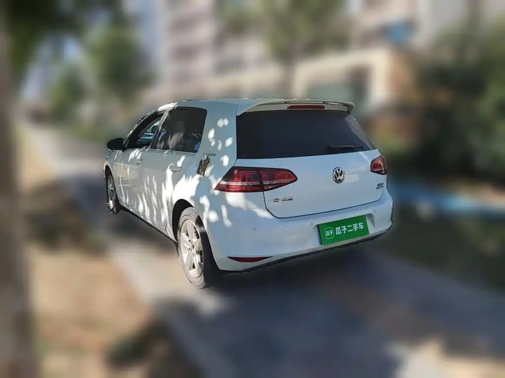 Volkswagen Golf — миниатюра 4