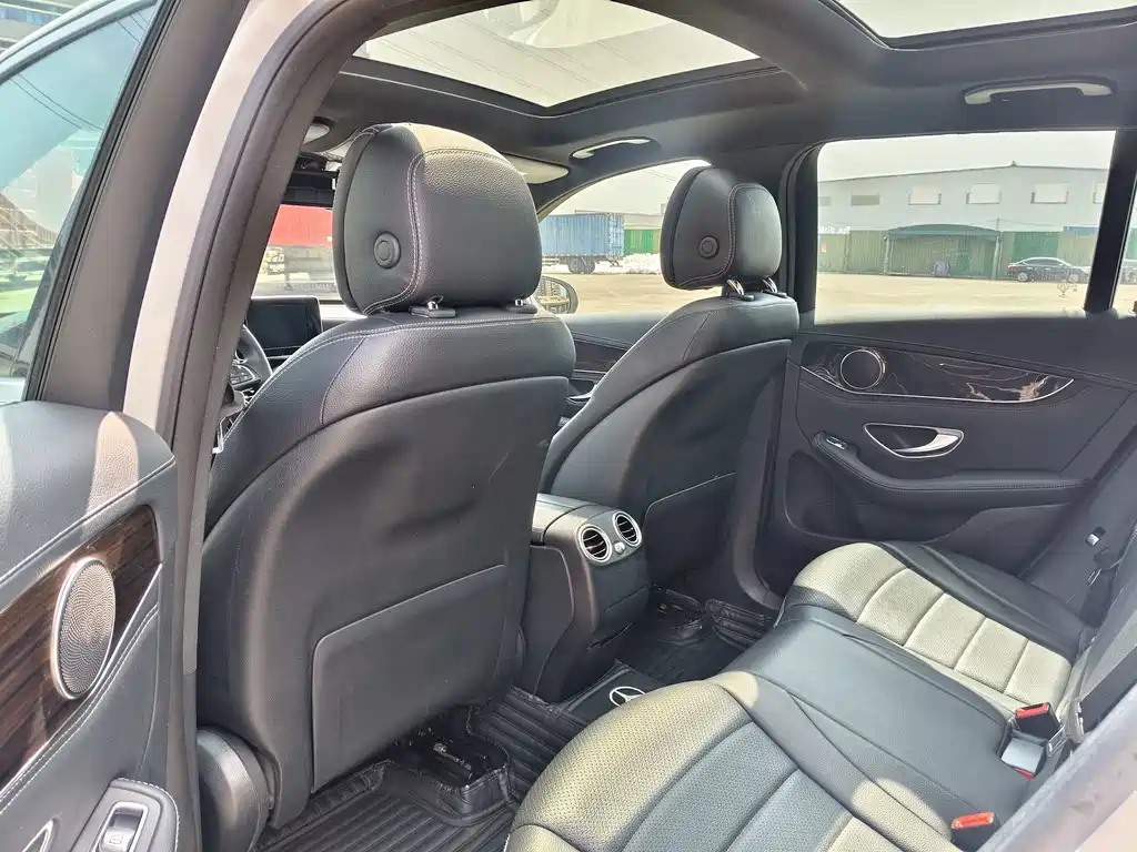 Mercedes-Benz GLC — миниатюра 10