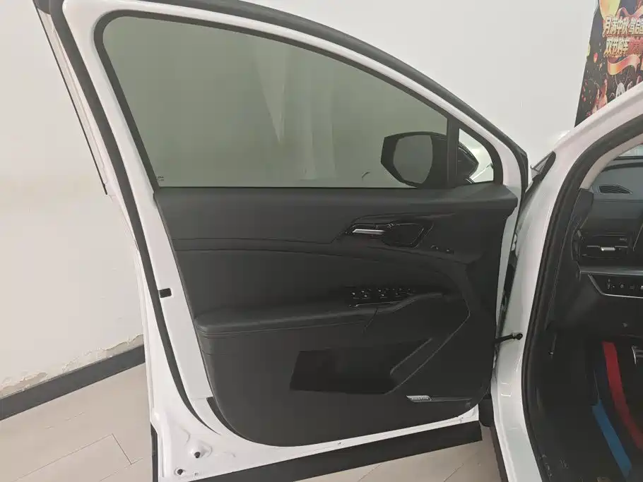 Kia Sportage — миниатюра 7