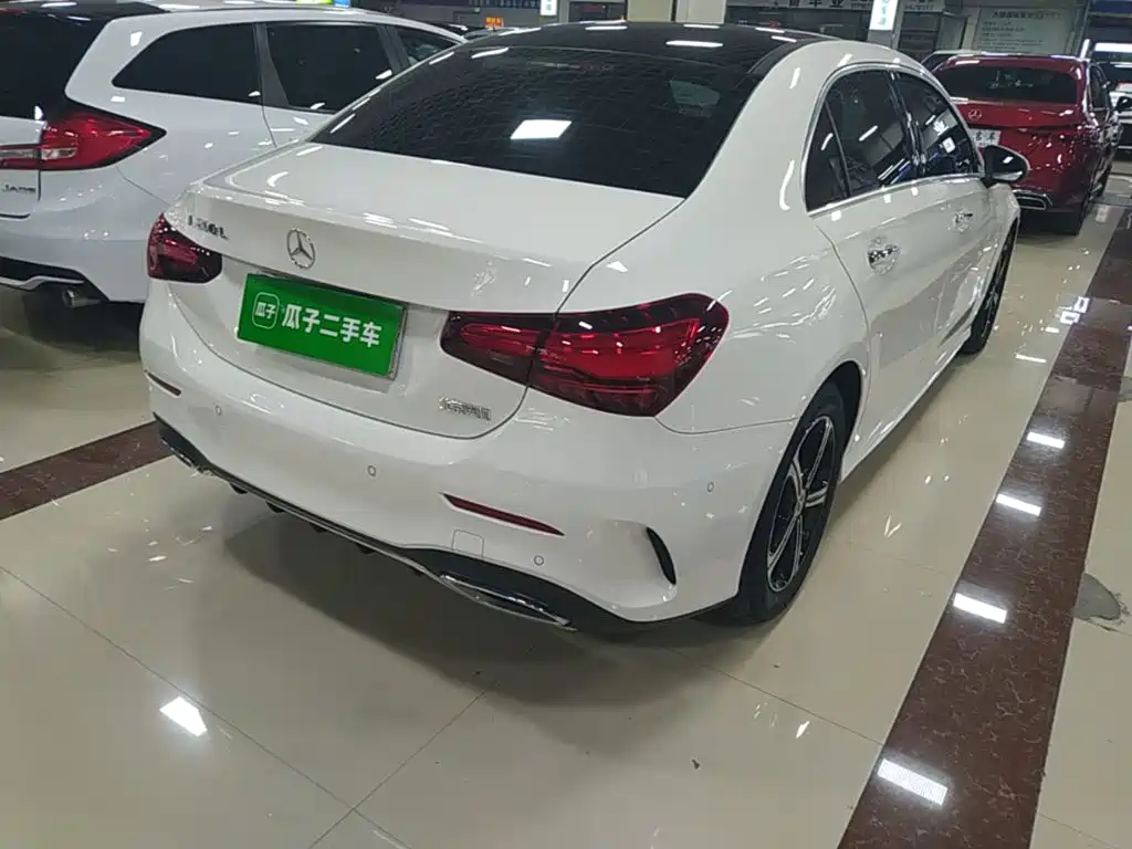 Mercedes-Benz A-Class — миниатюра 7