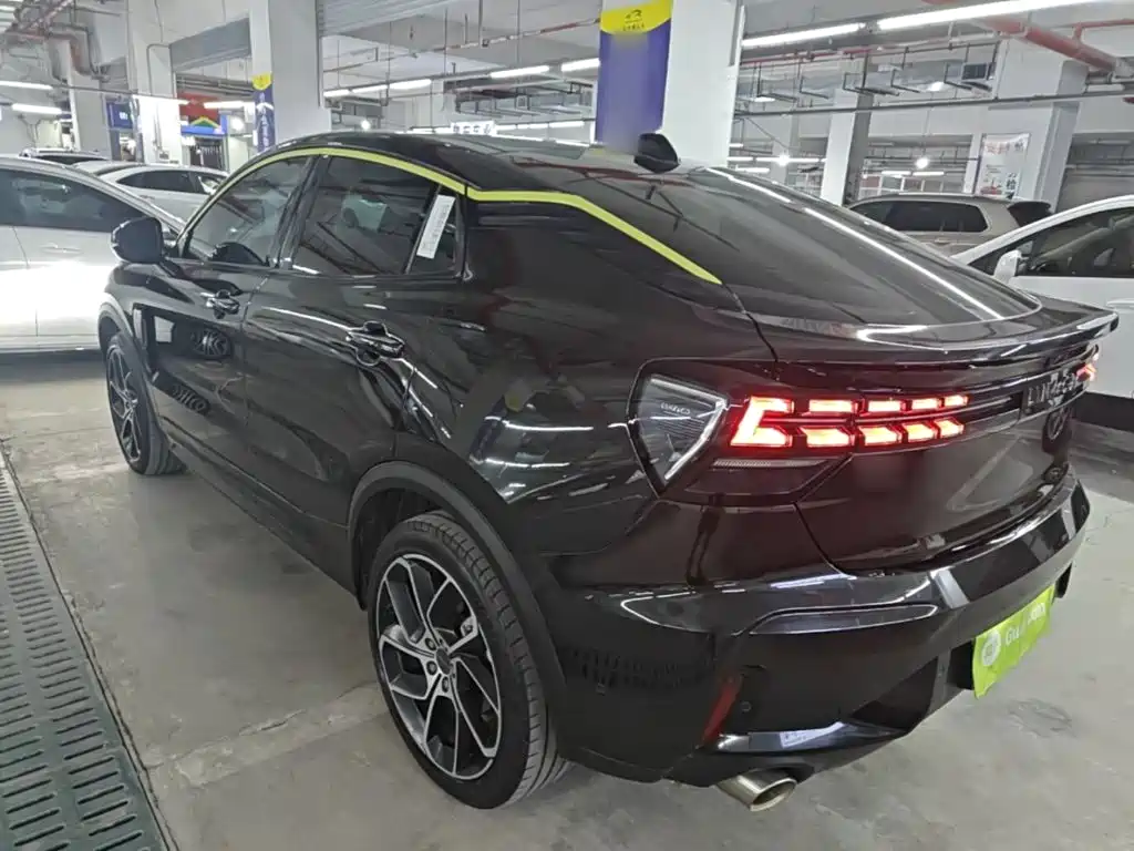 Lynk & Co 05 — миниатюра 5