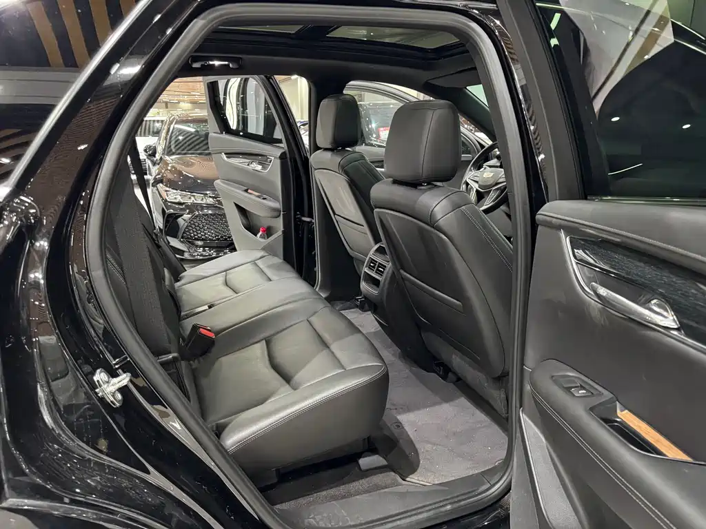 Cadillac XT5 — миниатюра 12