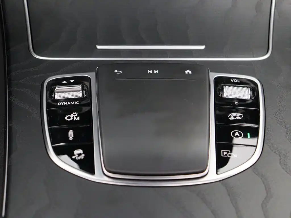 Mercedes-Benz GLC AMG — миниатюра 18