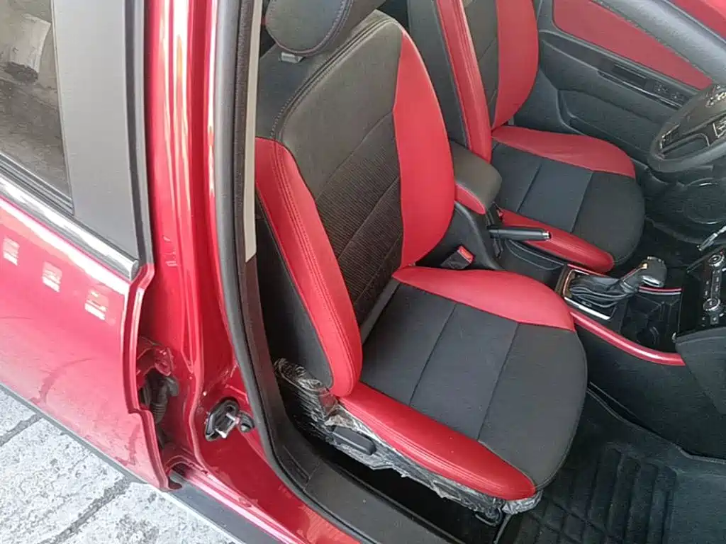 BAIC Senova X25 — миниатюра 25