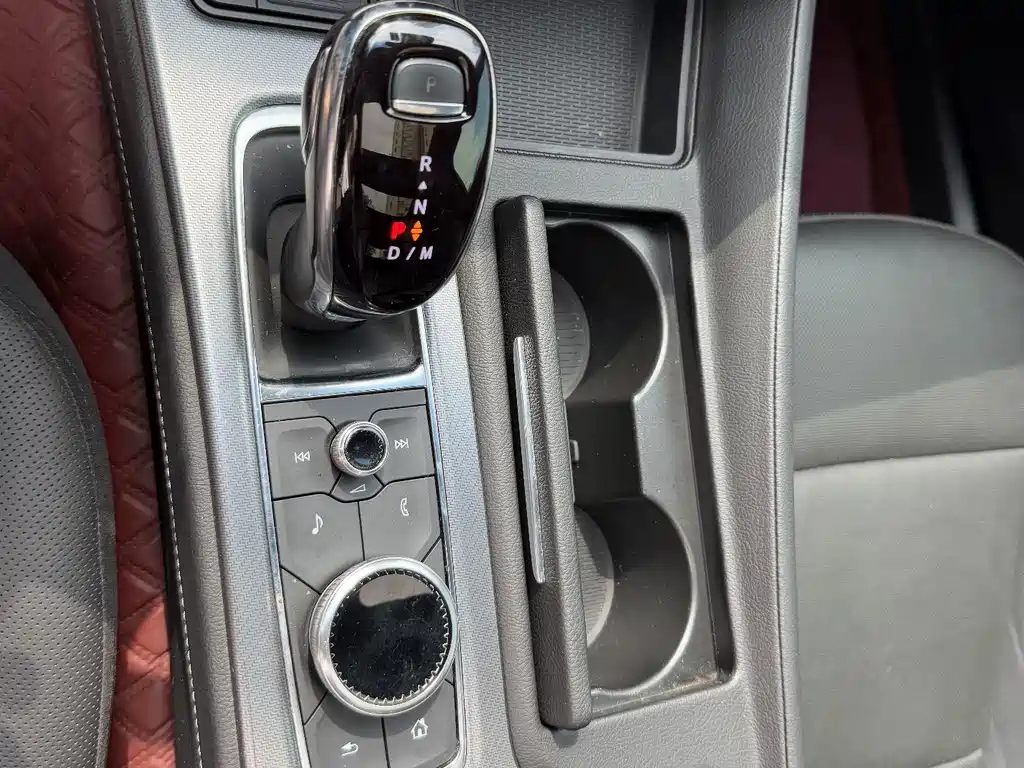Cadillac CT5 — миниатюра 16