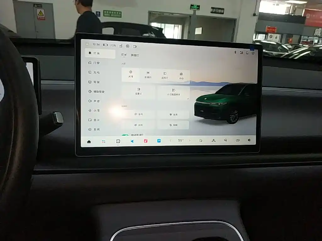 Leapmotor Leapmotor C10 — миниатюра 13