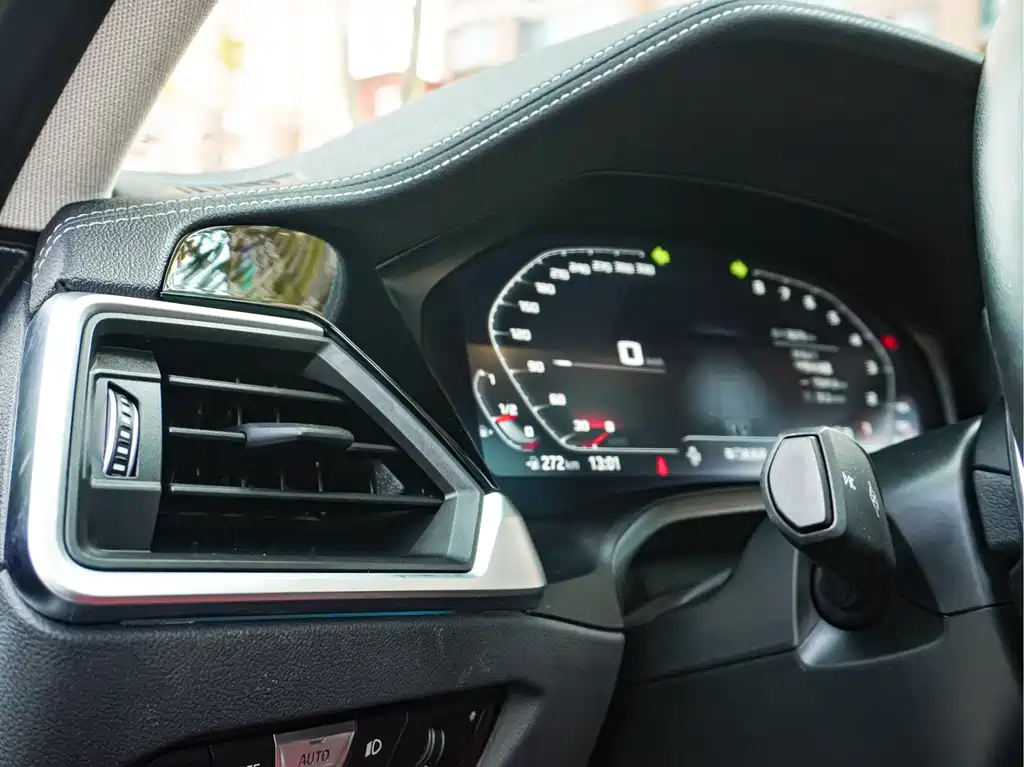 BMW 3 Series — миниатюра 16