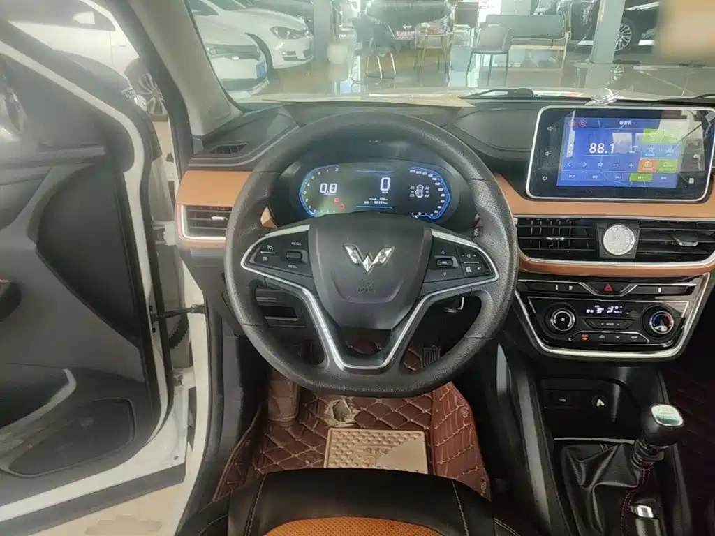 Wuling Hongguang S3 — миниатюра 11