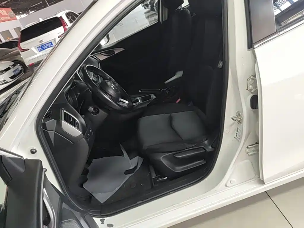 Mazda 3 Axela — миниатюра 15