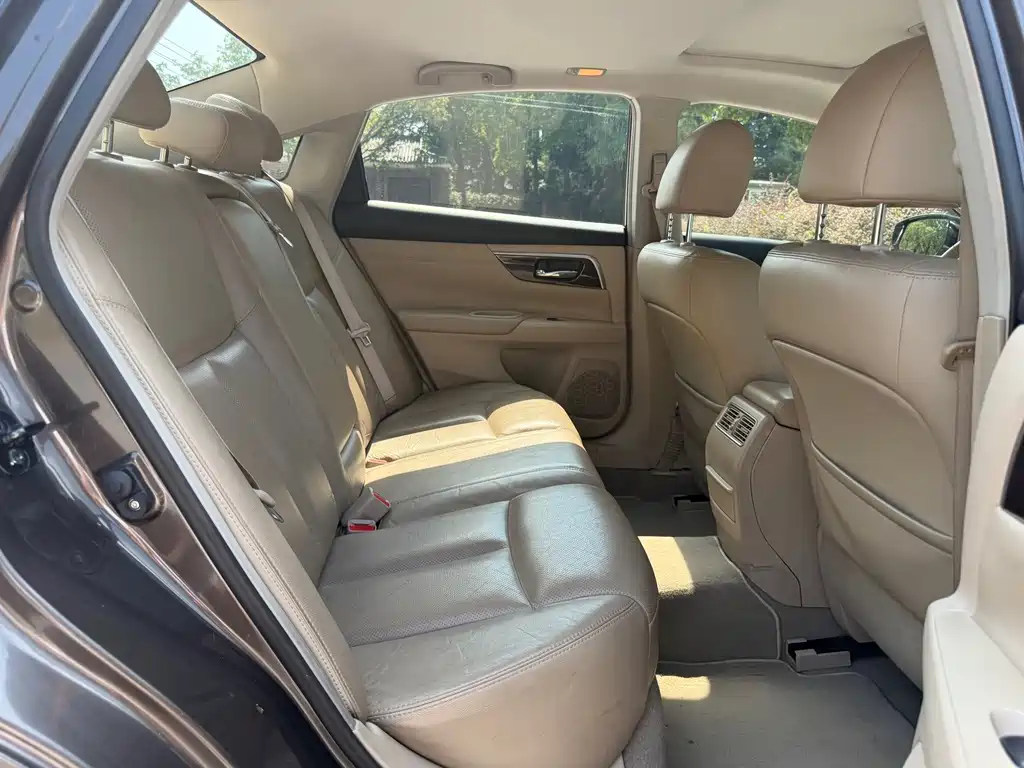 Nissan Teana — миниатюра 7