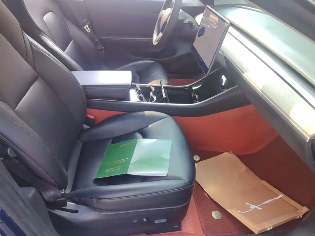 Tesla Model 3 — миниатюра 25