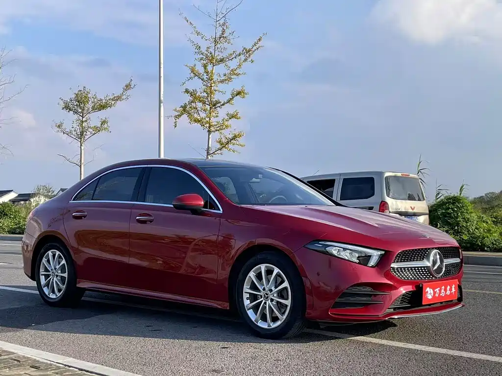 MERCEDES-BENZ A CLASS