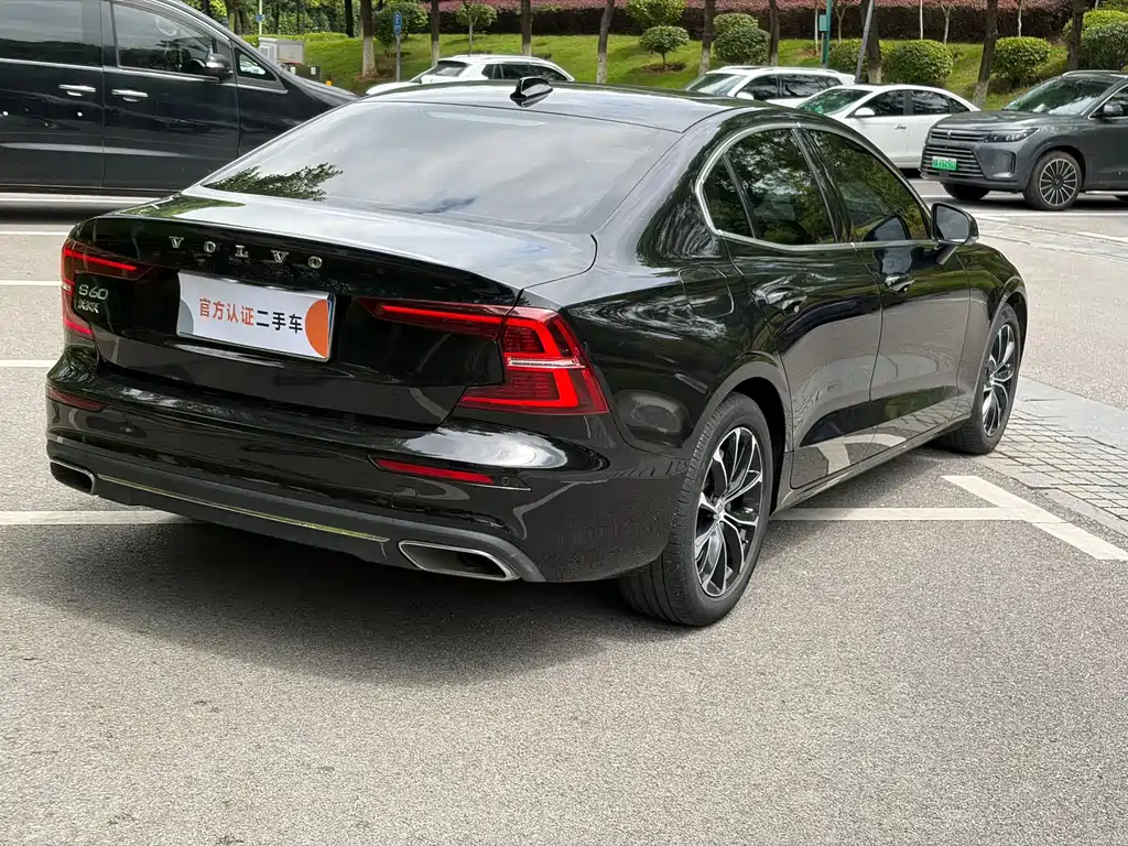Volvo S60 — миниатюра 4