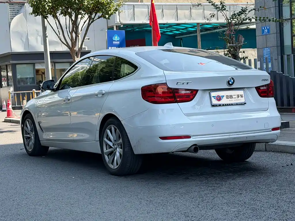 BMW 3 Series GT — миниатюра 4