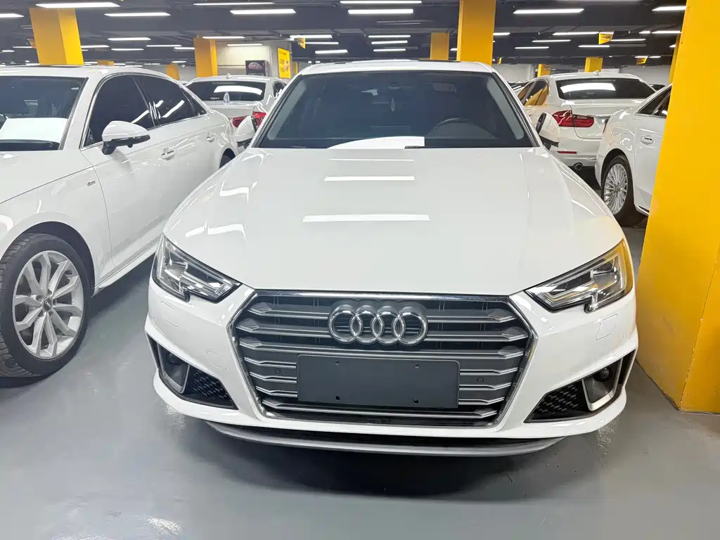 Audi A4L 2019 40 TFSI Sport VI