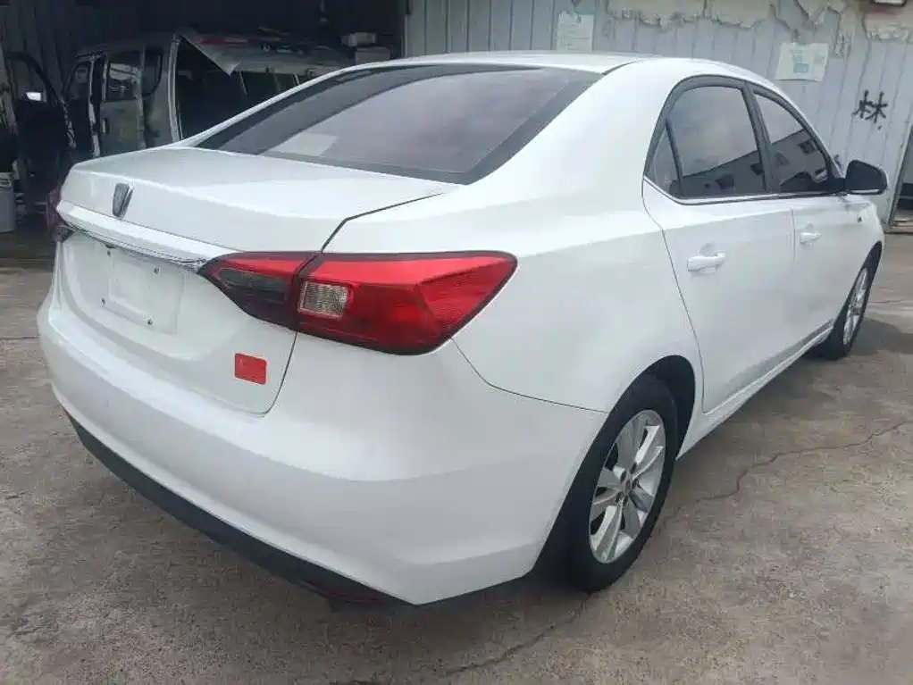 Roewe 360 — миниатюра 4