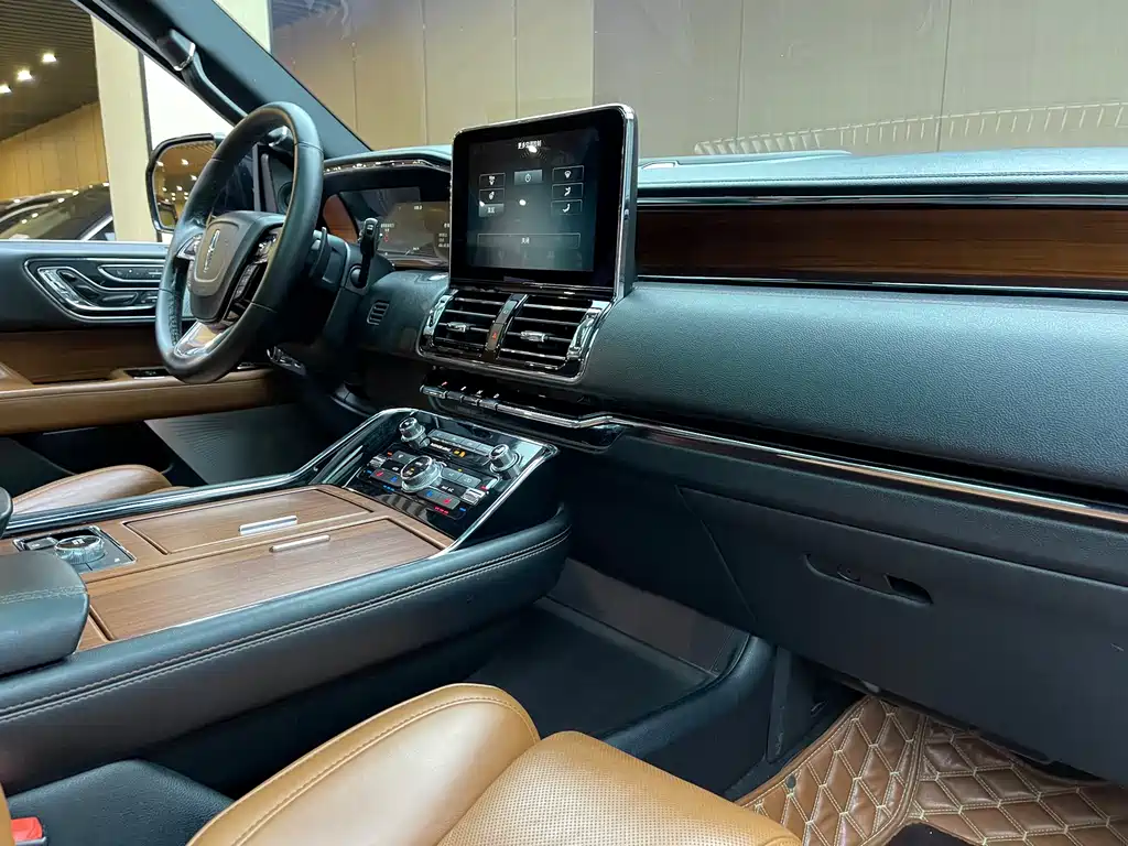 Lincoln Navigator 2018 3.5T V