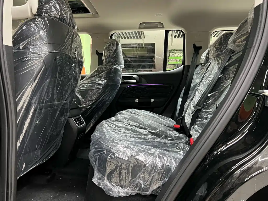 TANK TANK 300 NEW ENERGY