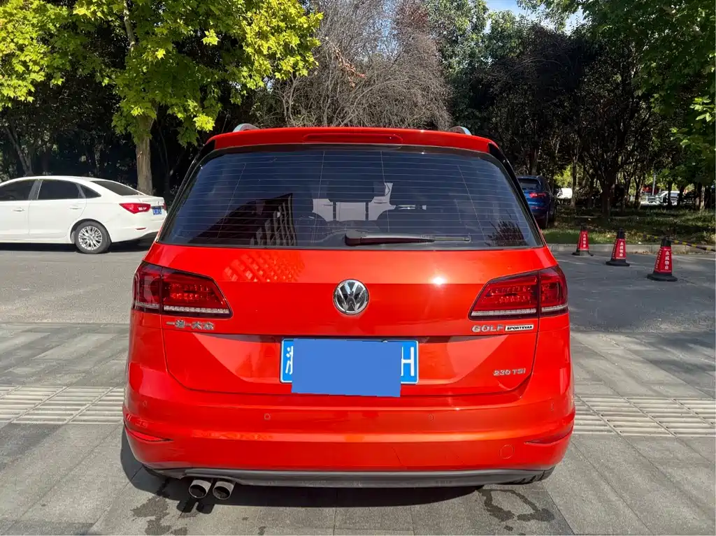 Volkswagen Golf Sportsvan — миниатюра 5