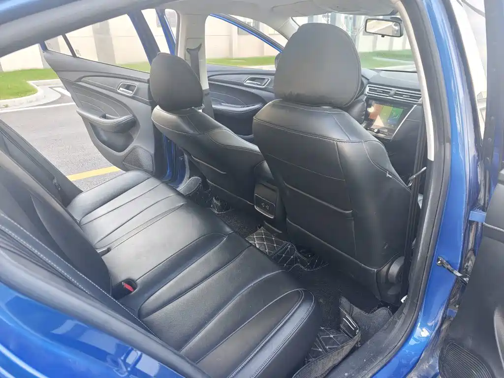Roewe i5 — миниатюра 18