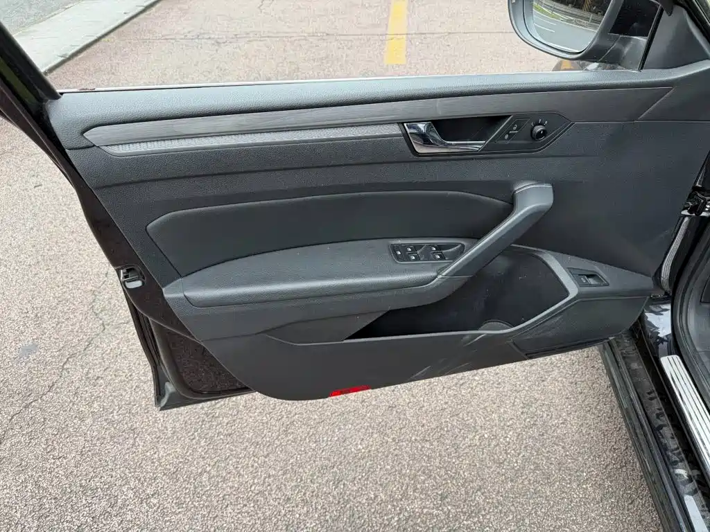 Volkswagen Passat — миниатюра 6