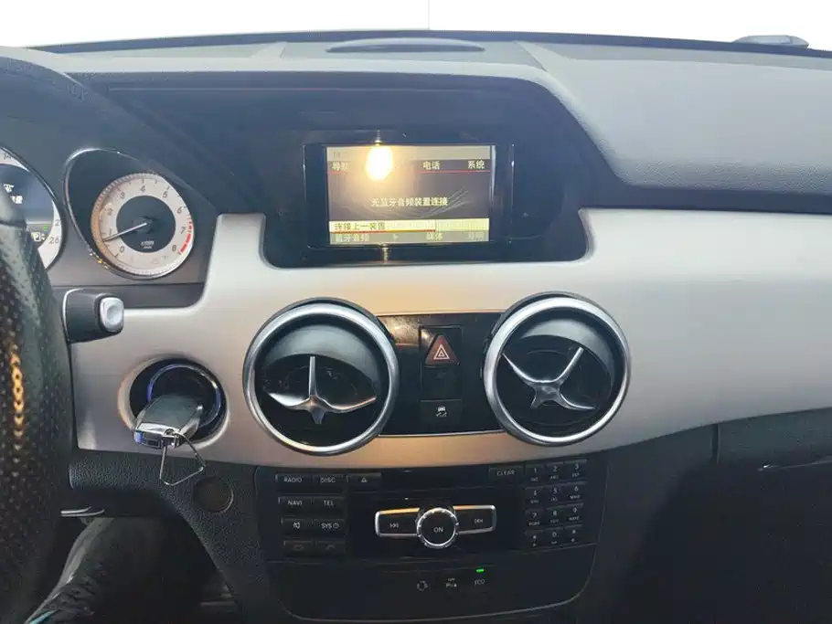 Mercedes-Benz GLK-Class — миниатюра 13