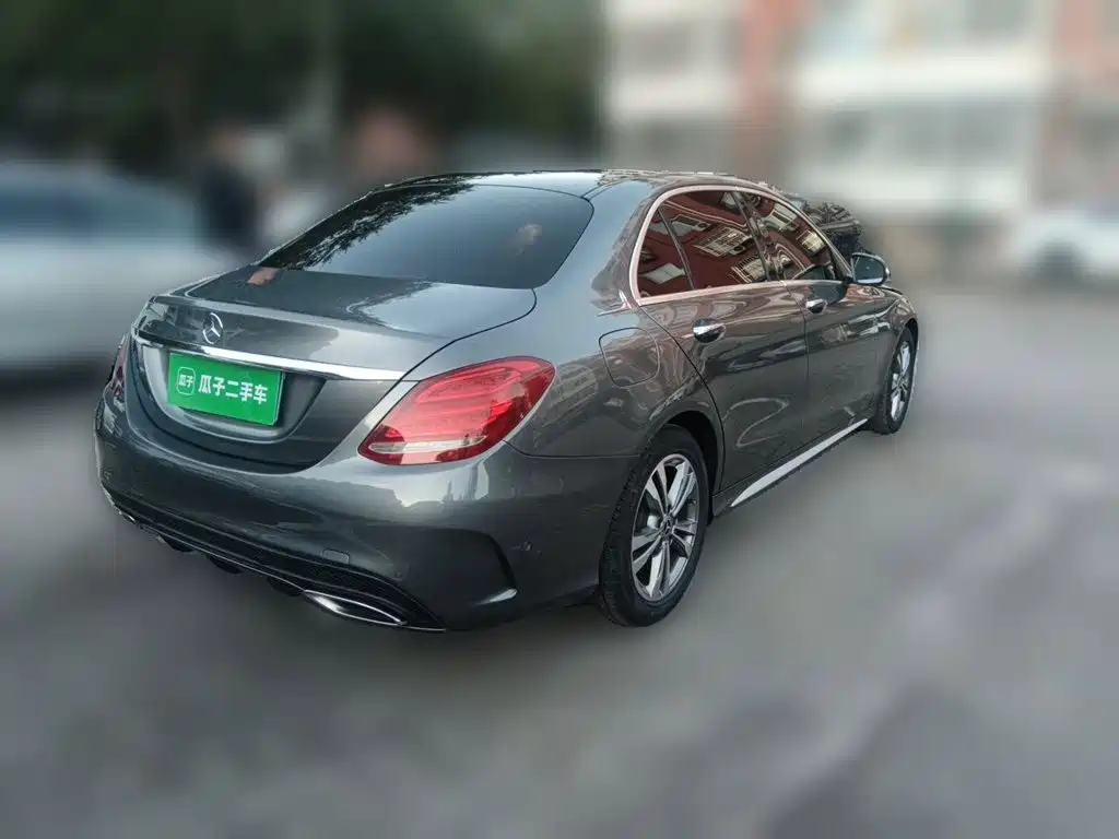 Mercedes-Benz C-Class — миниатюра 6