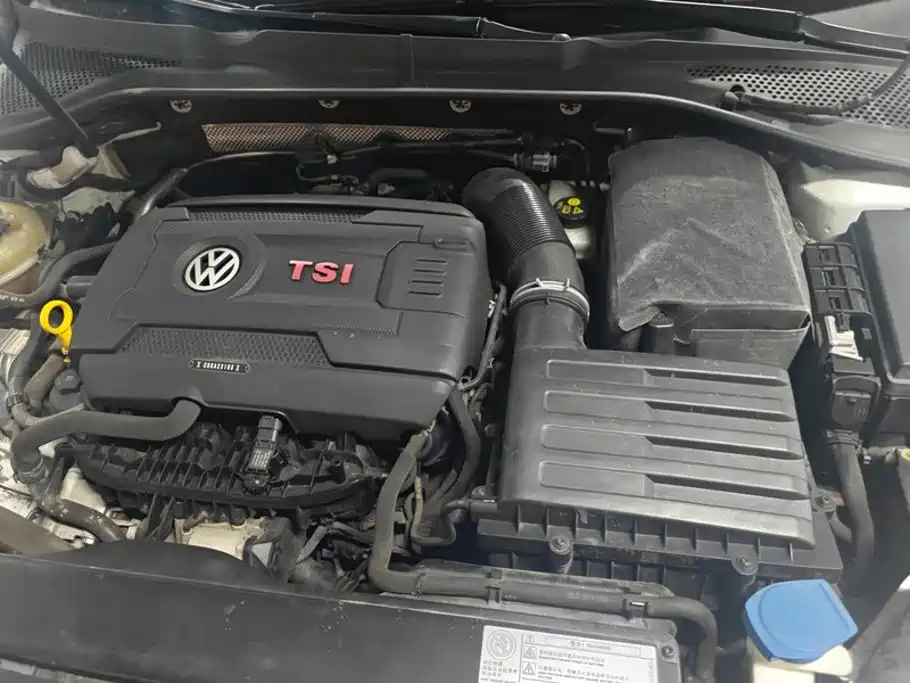 Volkswagen Golf GTI — миниатюра 10