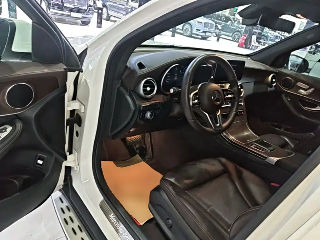 Mercedes-Benz GLC — миниатюра 16