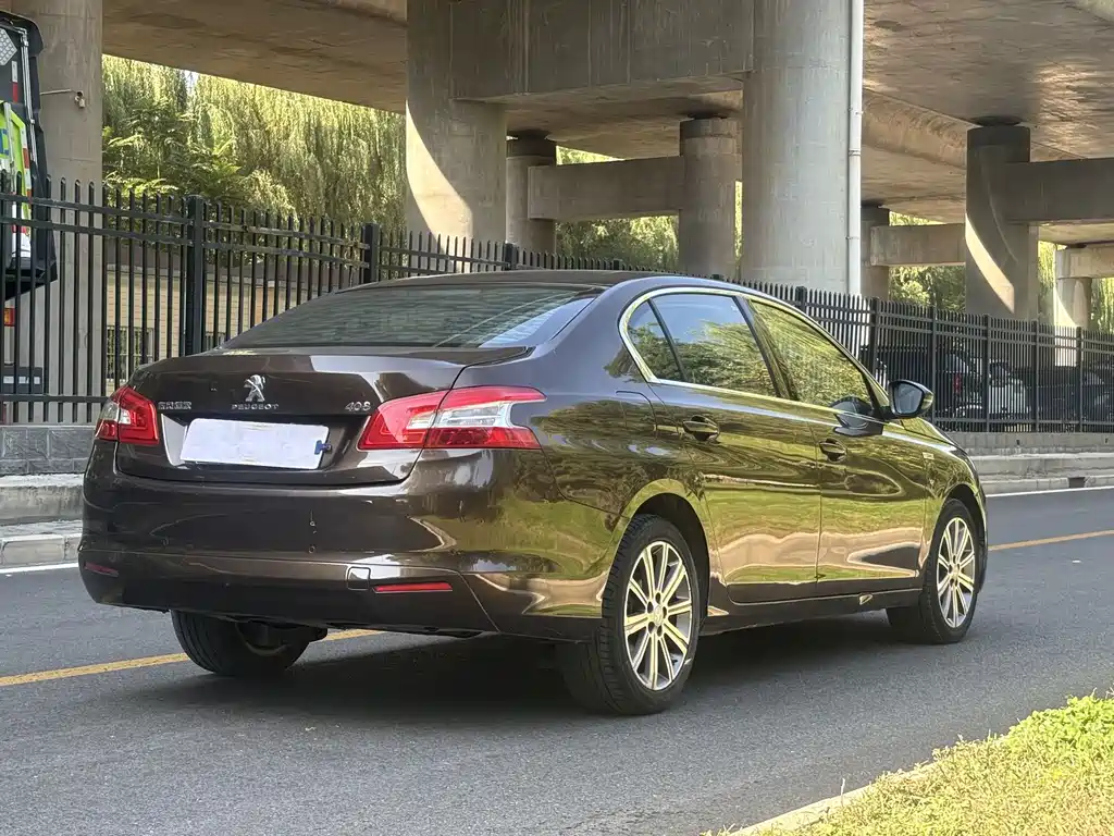 Peugeot 408 — миниатюра 6