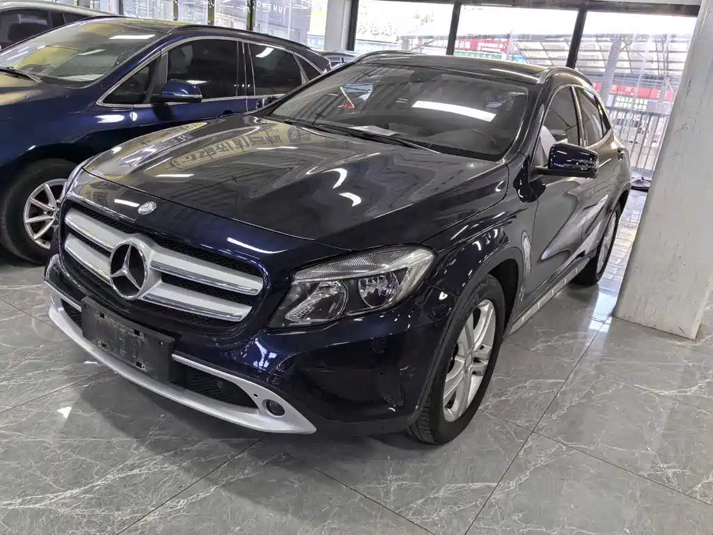 Mercedes-Benz GLA 2016