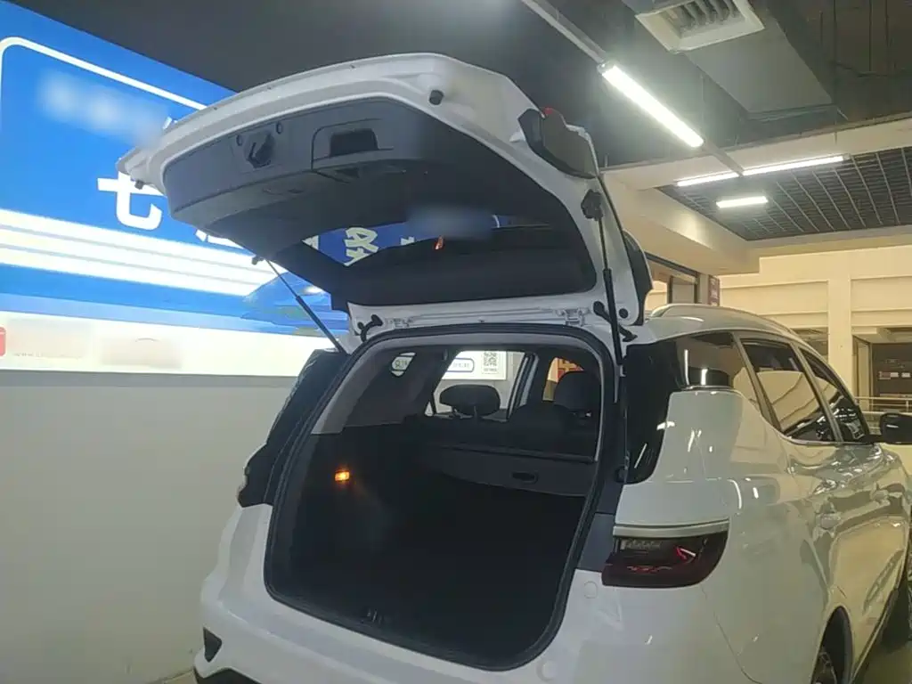 Geely Vision X6 — миниатюра 19