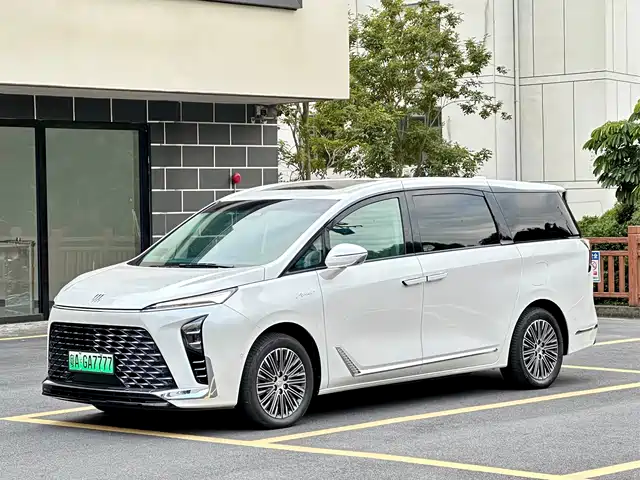 Buick GL8 PHEV