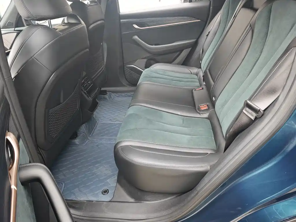 Geely Xingyue L — миниатюра 11