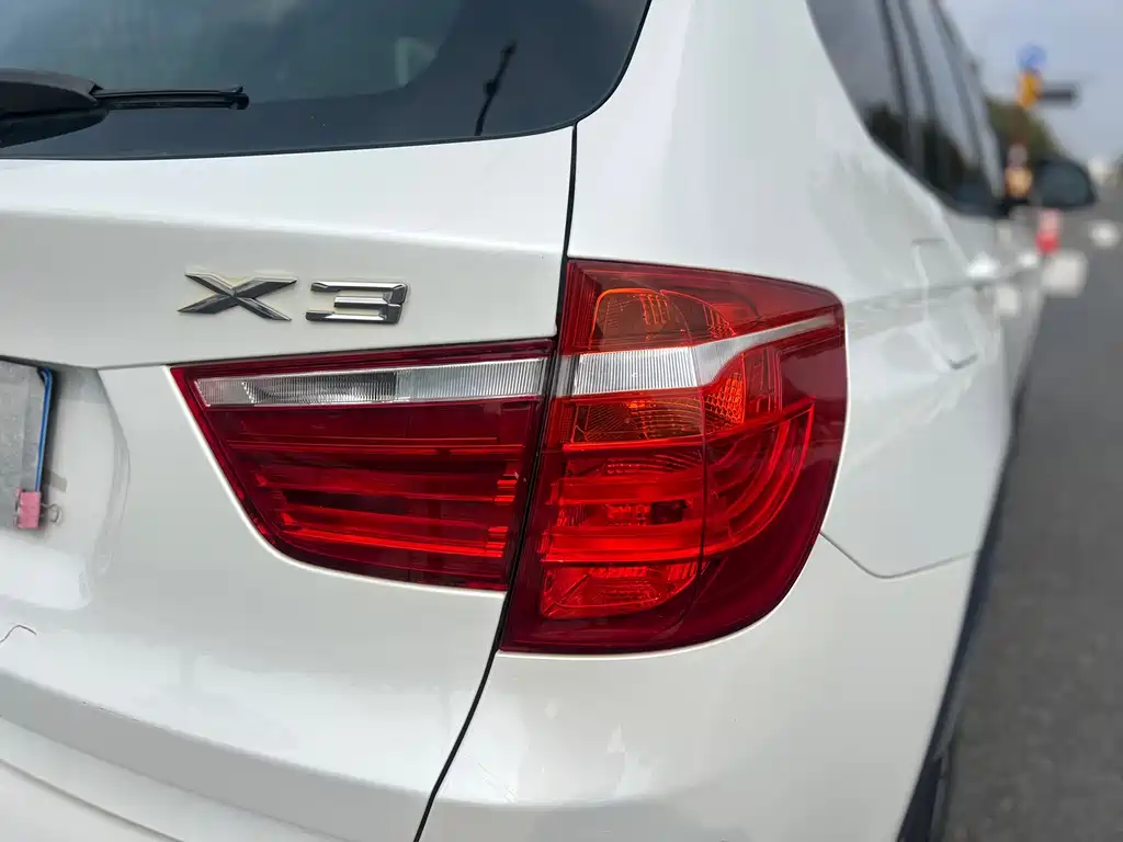 BMW X3 (Import) — миниатюра 10