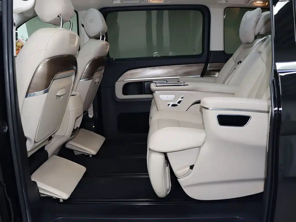 MERCEDES-BENZ V CLASS