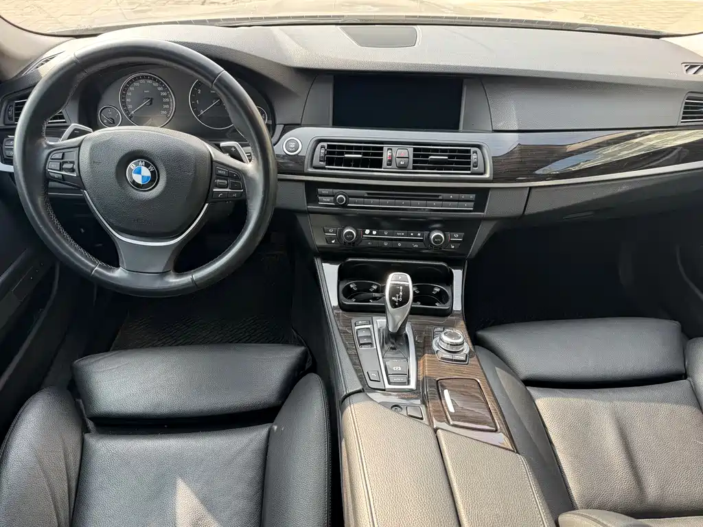 BMW 5 Series 5 2011 535i Luxury Sport