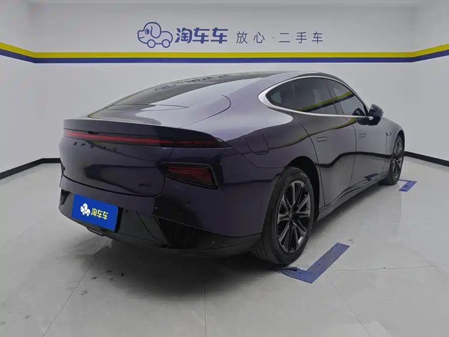 XPeng P7 — миниатюра 3