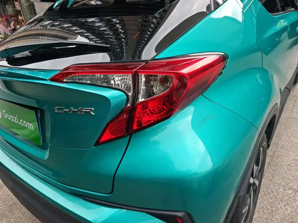 Toyota C-HR — миниатюра 8