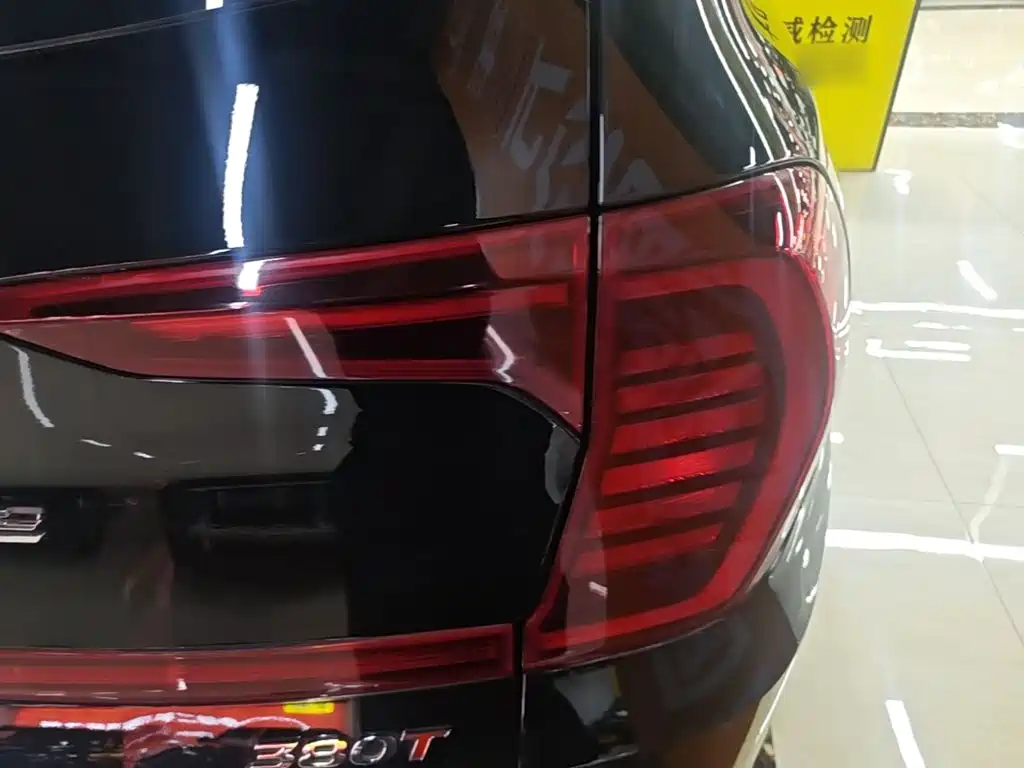 Hyundai Santa Fe — миниатюра 8