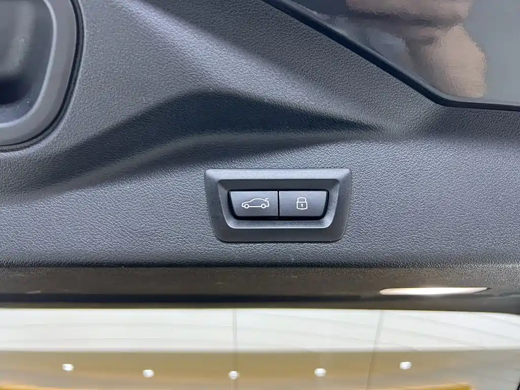 BMW X5 — миниатюра 28