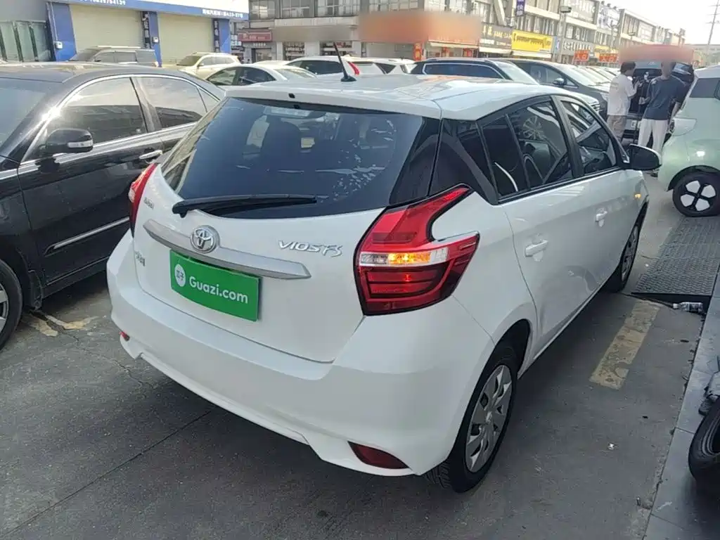 Toyota Vios FS — миниатюра 7