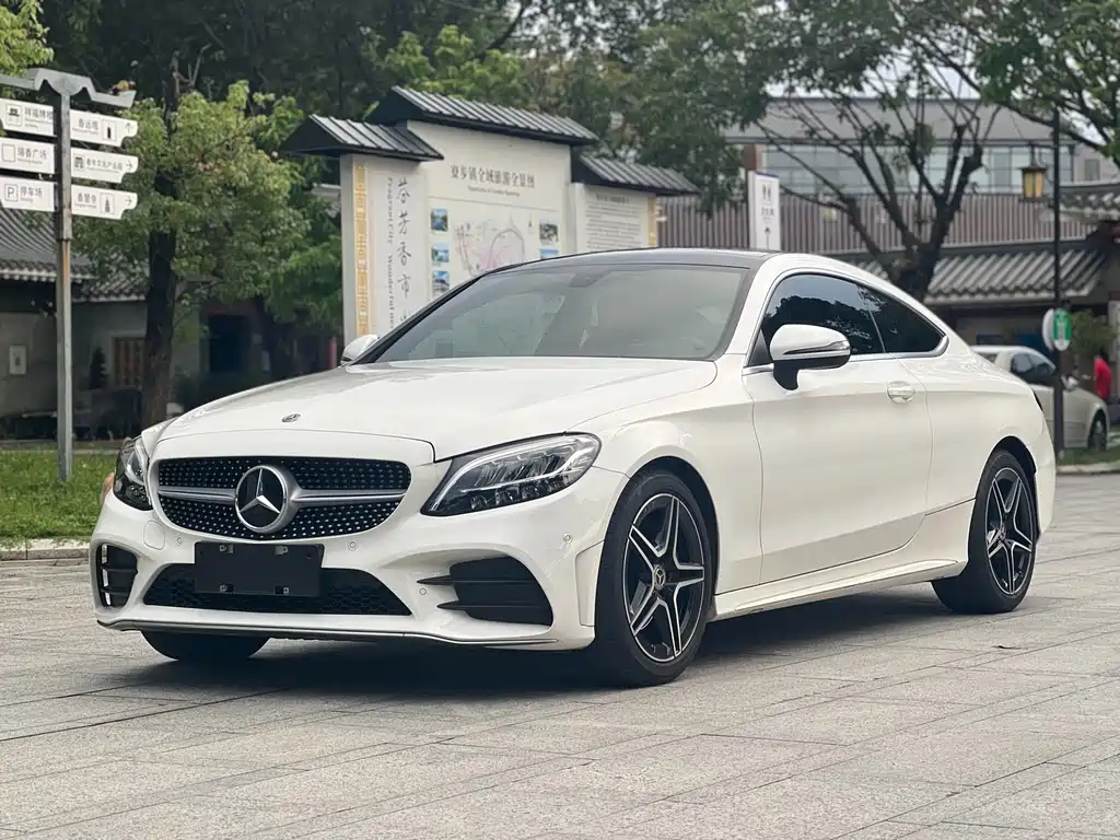 Mercedes-Benz C-Class (Import) — миниатюра 11