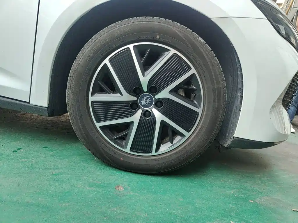 BYD Qin L — миниатюра 25