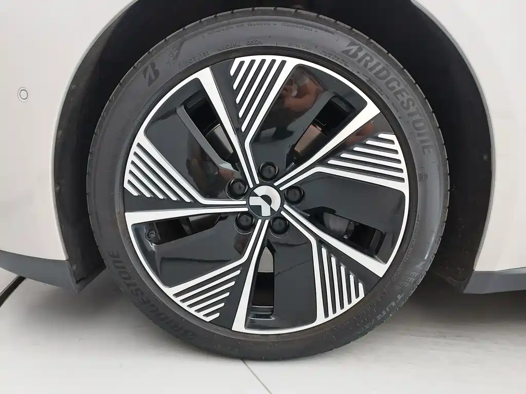 NIO ET7 — миниатюра 10