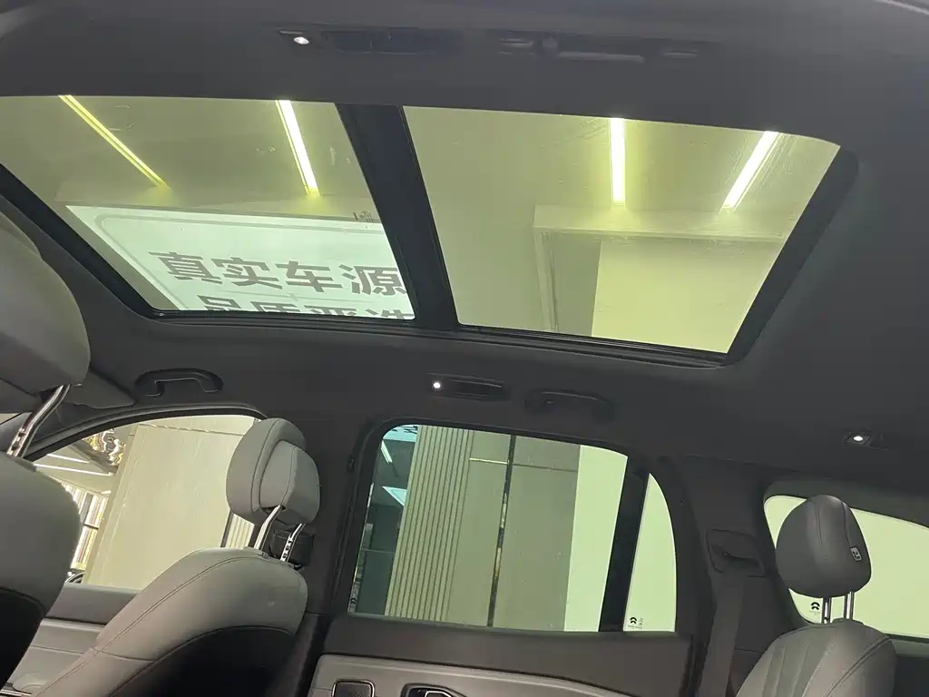 NIO ES8 — миниатюра 13