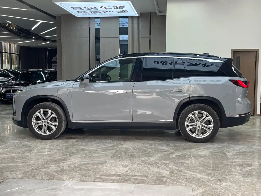 NIO ES8 — миниатюра 4