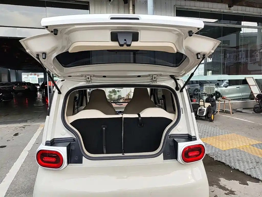 Wuling MINIEV — миниатюра 19