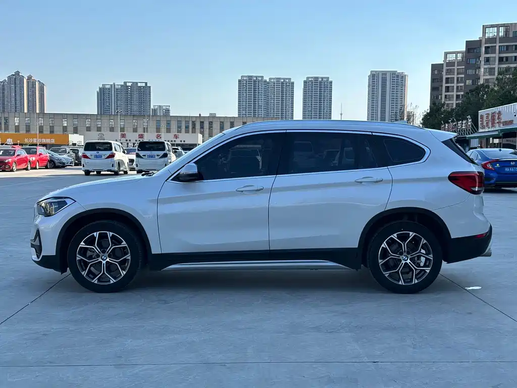 BMW X1 — миниатюра 7
